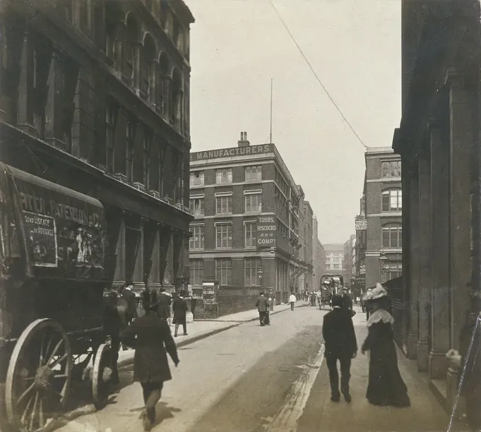 Framed Print : Milton Street, London, c1920 Framed Print : Milton Street, London, c1920