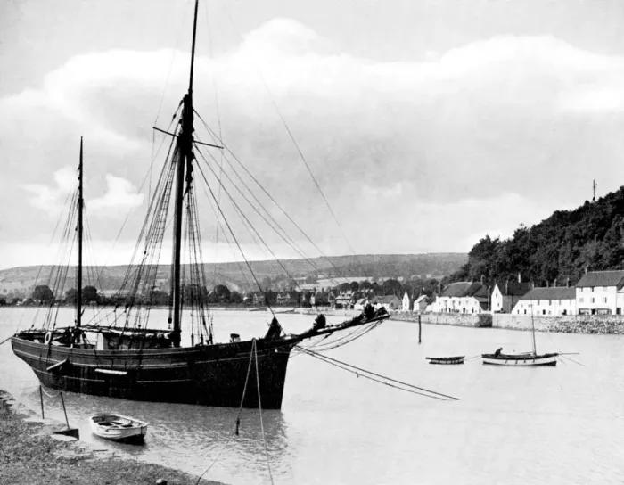 Framed Print : Minehead from the harbour wall, Somerset, 1924-1926. Artist: E Bastard Framed Print : Minehead from the harbour wall, Somerset, 1924-1926. Artist: E Bastard