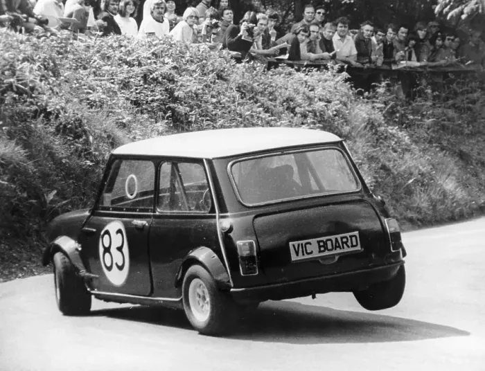 Framed Print : Mini Cooper S, Wiscombe Hill Climb, Honiton, Devon, 1975