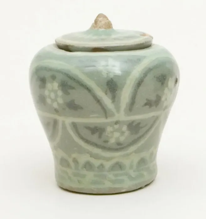 Framed Print : Miniature Covered Jar, South Korea, Goryeo dynasty (918-1392), 12th / 13th century Framed Print : Miniature Covered Jar, South Korea, Goryeo dynasty (918-1392), 12th / 13th century