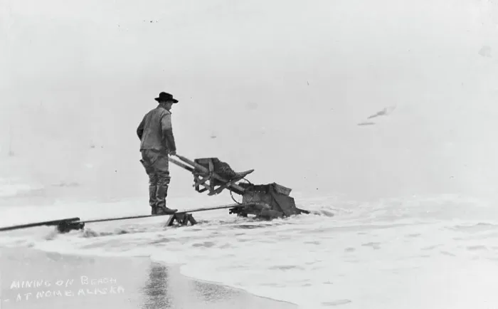 Framed Print : Mining on beach, between c1900 and c1930. Creator: Unknown Framed Print : Mining on beach, between c1900 and c1930. Creator: Unknown