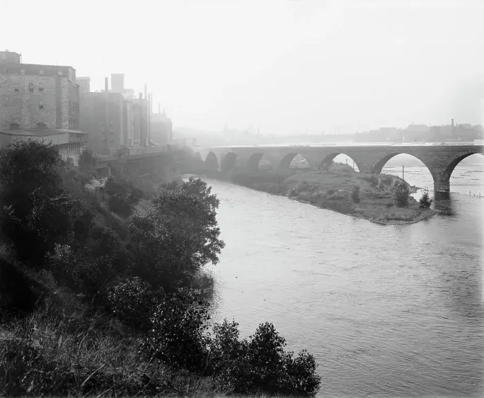 Framed Print : Minneapolis, view from across river, between 1880 and 1899. Creator: Unknown Framed Print : Minneapolis, view from across river, between 1880 and 1899. Creator: Unknown