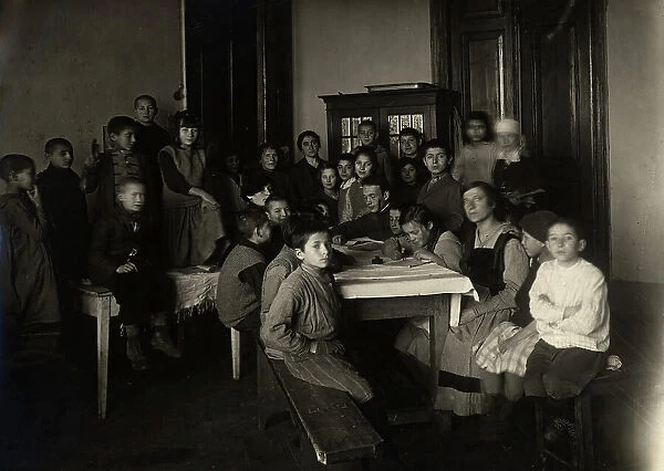 Minsk: Meeting of the children's executive committee, 1920-1929. Creator: Unknown