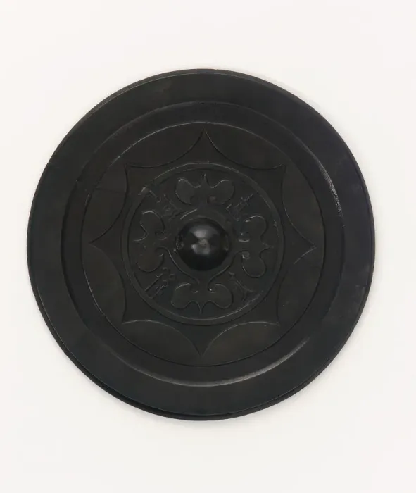 Framed Print : Mirror, Eastern Han dynasty, 1st-2nd century. Creator: Unknown Framed Print : Mirror, Eastern Han dynasty, 1st-2nd century. Creator: Unknown