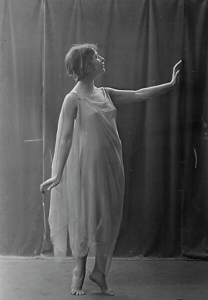 Miss Aurah Melnor, 1918 Sept. 6. Creator: Arnold Genthe