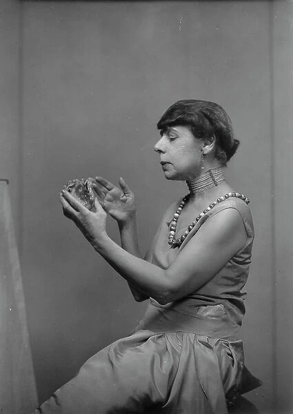 Miss Carrie Stettheimer, portrait photograph, 1932 Apr. 12. Creator: Arnold Genthe