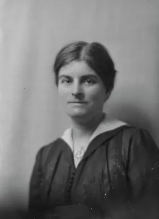 Framed Print : Miss Charlotte Hoffman Kellogg, portrait photograph, 1918. Creator: Arnold Genthe Framed Print : Miss Charlotte Hoffman Kellogg, portrait photograph, 1918. Creator: Arnold Genthe