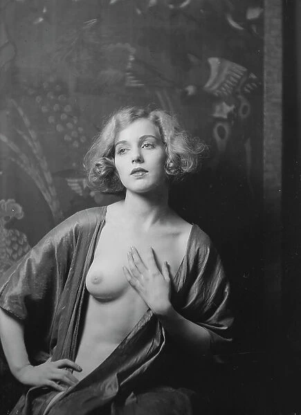 Miss Diane Hubert, portrait photograph, 1927 June 26. Creator: Arnold Genthe