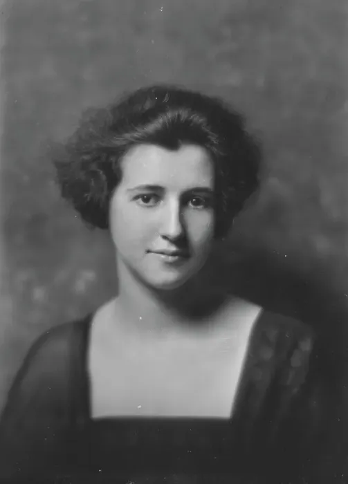 Framed Print : Miss Harriet King, portrait photograph, 1918 Apr. 19. Creator: Arnold Genthe Framed Print : Miss Harriet King, portrait photograph, 1918 Apr. 19. Creator: Arnold Genthe