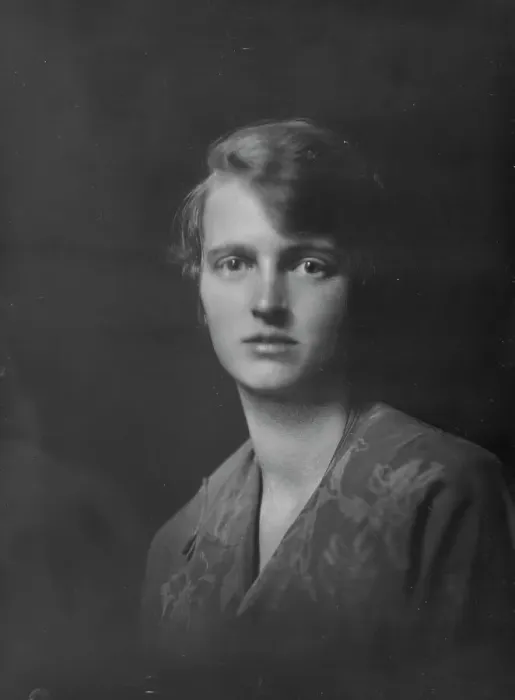 Framed Print : Miss Helen Garrison, portrait photograph, 1919 Jan. 6. Creator: Arnold Genthe