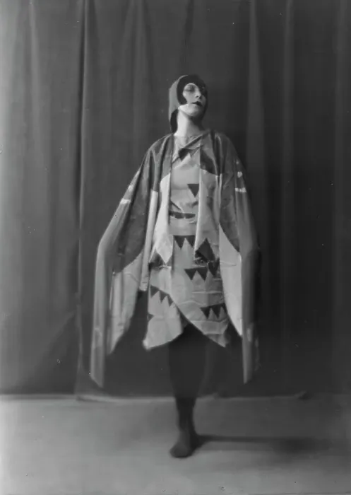 Framed Print : Miss Lindahl, portrait photograph, 1918 Mar. 26. Creator: Arnold Genthe Framed Print : Miss Lindahl, portrait photograph, 1918 Mar. 26. Creator: Arnold Genthe