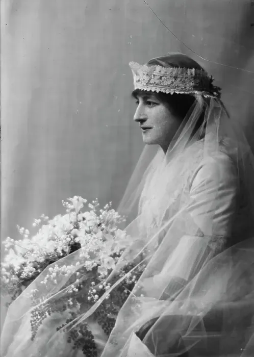 Framed Print : Miss M. Lord, (Mrs. James Kemp), portrait photograph, 1918 Jan. 26. Creator: Arnold Genthe Framed Print : Miss M. Lord, (Mrs. James Kemp), portrait photograph, 1918 Jan. 26. Creator: Arnold Genthe