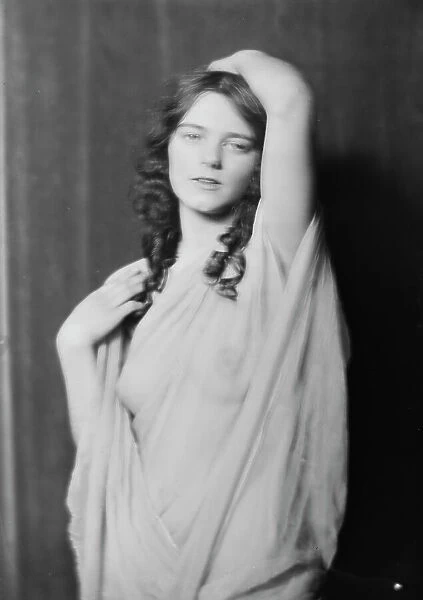 Miss Madrienne La Barre, portrait photograph, 1917 or 1918. Creator: Arnold Genthe