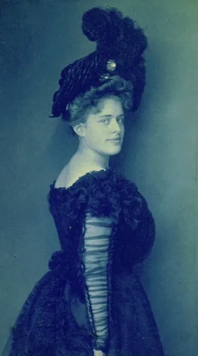 Framed Print : Miss Mary Olmsted(?) Clarke, half-length portrait, standing, facing right, c1903. Creator: Frances Benjamin Johnston Framed Print : Miss Mary Olmsted(?) Clarke, half-length portrait, standing, facing right, c1903. Creator: Frances Benjamin Johnston