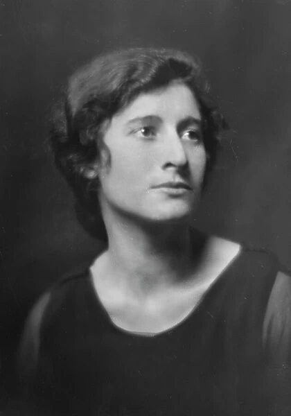 Miss Mildred S. Strauss, portrait photograph, 1918 Feb. 4. Creator: Arnold Genthe