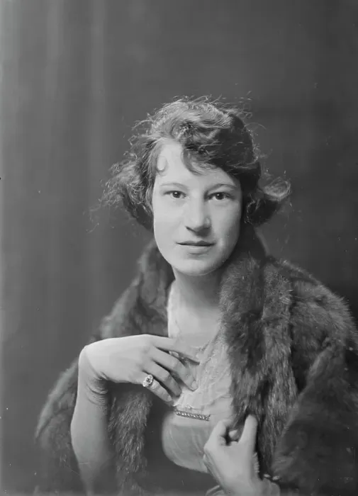 Framed Print : Miss Orme, portrait photograph, 1918 Sept. 7. Creator: Arnold Genthe Framed Print : Miss Orme, portrait photograph, 1918 Sept. 7. Creator: Arnold Genthe