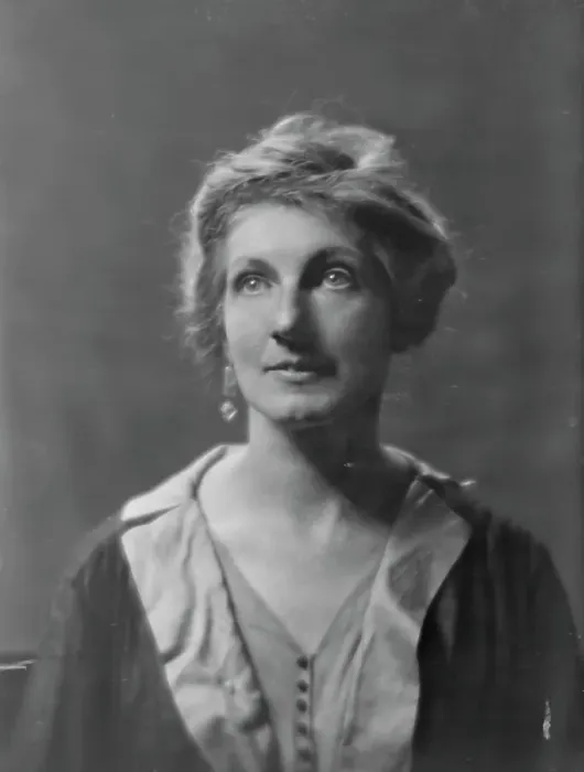 Framed Print : Miss Sally Flagg, portrait photograph, 1918 June 11. Creator: Arnold Genthe Framed Print : Miss Sally Flagg, portrait photograph, 1918 June 11. Creator: Arnold Genthe