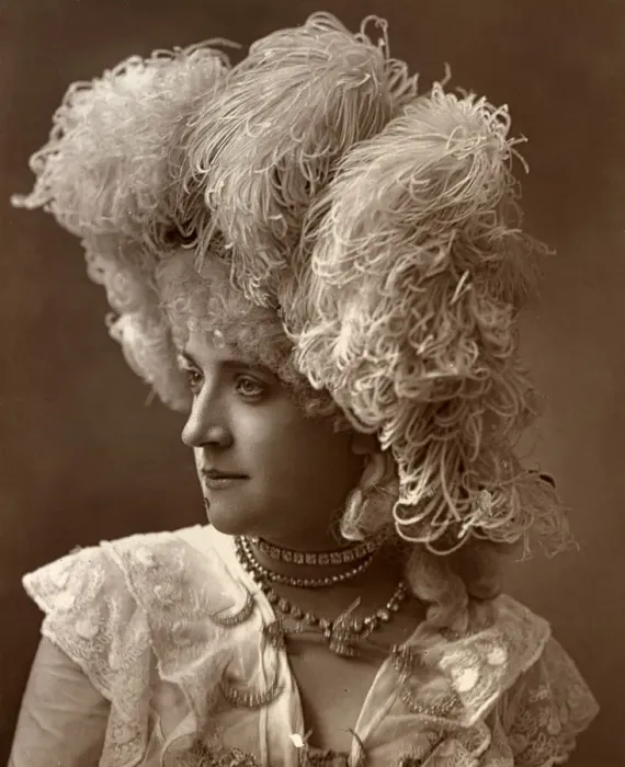 Framed Print : Miss Wadman, British actress, 1888. Artist: Ernest Barraud Framed Print : Miss Wadman, British actress, 1888. Artist: Ernest Barraud