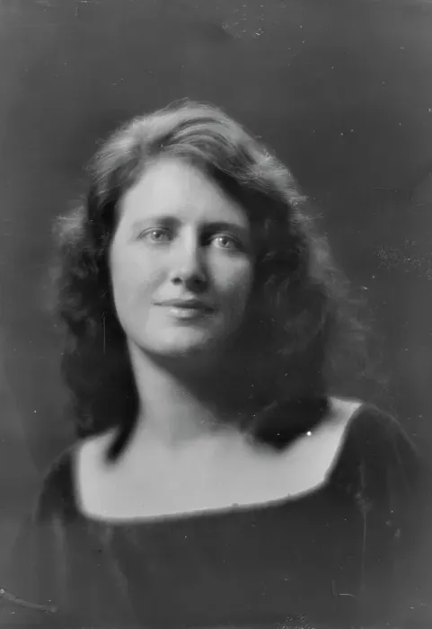 Framed Print : Miss Wynne Pyle, portrait photograph, 1919 June 6. Creator: Arnold Genthe Framed Print : Miss Wynne Pyle, portrait photograph, 1919 June 6. Creator: Arnold Genthe