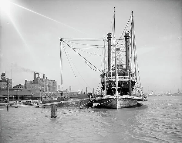 Mississippi River packet, New Orleans, Louisiana, between 1900 and 1910. Creator: Unknown