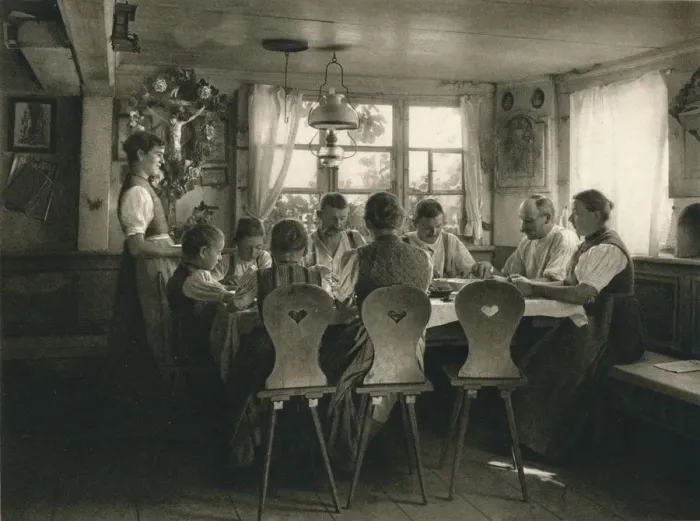 Framed Print : Mittagsmahl im Schwarzwaldbauernhaus - Lunch in a Black Forest farm-house, 1931. Artist: Kurt Hielscher Framed Print : Mittagsmahl im Schwarzwaldbauernhaus - Lunch in a Black Forest farm-house, 1931. Artist: Kurt Hielscher