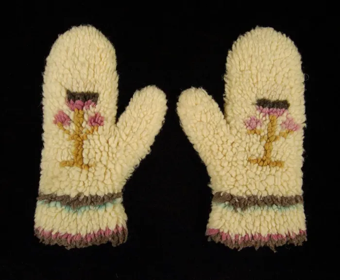 Framed Print : Mittens, American, 1840-60. Creator: Unknown Framed Print : Mittens, American, 1840-60. Creator: Unknown