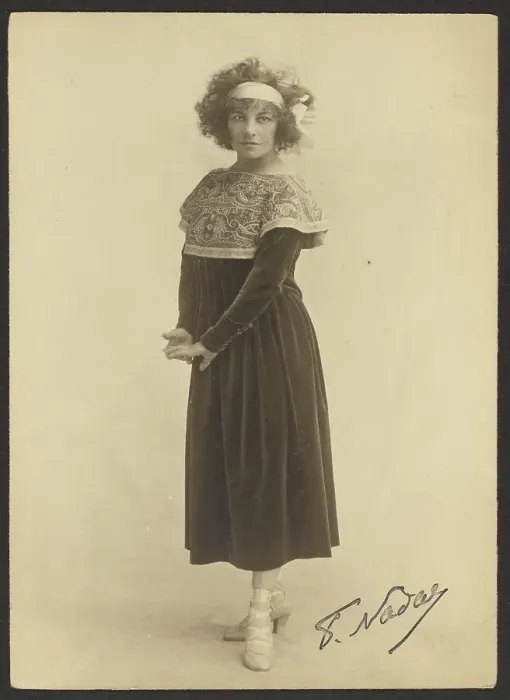 Framed Print : Mlle Polaire, about 1910. Creator: Paul Nadar Framed Print : Mlle Polaire, about 1910. Creator: Paul Nadar