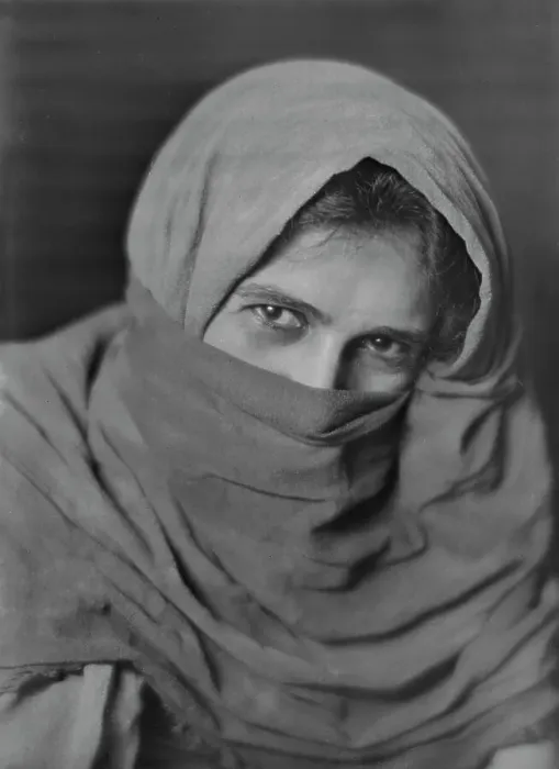 Framed Print : Mme. Zourma, portrait photograph, 1918 Sept. 13. Creator: Arnold Genthe Framed Print : Mme. Zourma, portrait photograph, 1918 Sept. 13. Creator: Arnold Genthe