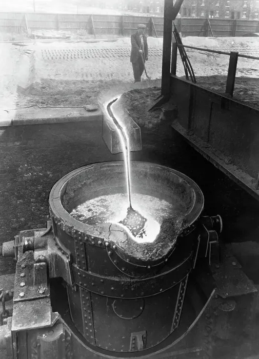 Framed Print : Molten steel, Park Gate Iron & Steel Co, Rotherham, South Yorkshire, April 1955 Framed Print : Molten steel, Park Gate Iron & Steel Co, Rotherham, South Yorkshire, April 1955