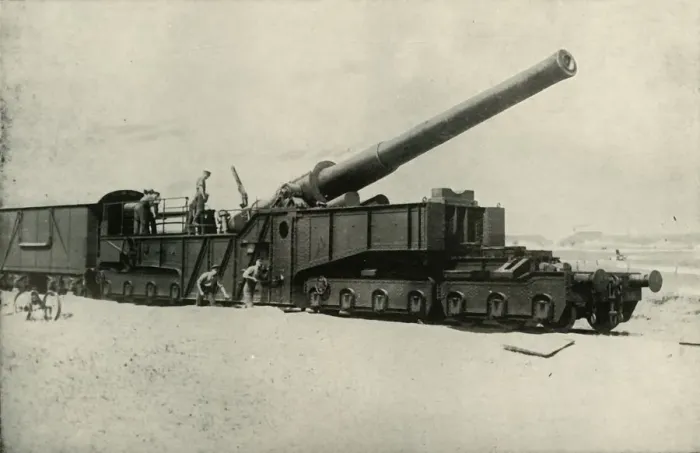 Framed Print : One of the Monster British Guns, (1919). Creator: Unknown