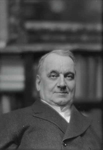 Mopham, A.J. portrait photograph, 1915 Dec. 10. Creator: Arnold Genthe