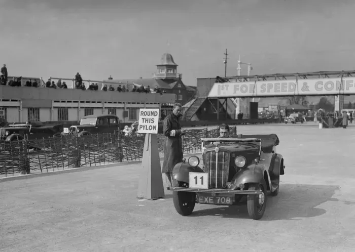 Framed Print : Morris 8 tourer competing in the JCC Rally, Brooklands, Surrey, 1939. Artist: Bill Brunell Framed Print : Morris 8 tourer competing in the JCC Rally, Brooklands, Surrey, 1939. Artist: Bill Brunell