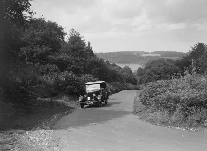 Framed Print : Morris Cowley Tourer taking part in a First Aid Nursing Yeomanry trial or rally, 1931 Framed Print : Morris Cowley Tourer taking part in a First Aid Nursing Yeomanry trial or rally, 1931