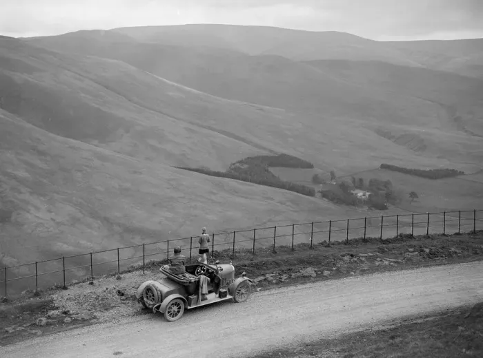 Framed Print : Morris open 2-seater, Ericstane Brae, North of Moffat, Dumfries, Scotland, 1920s Framed Print : Morris open 2-seater, Ericstane Brae, North of Moffat, Dumfries, Scotland, 1920s