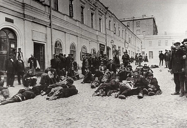 Moscow homeless shelter dwellers, Russia, c1904