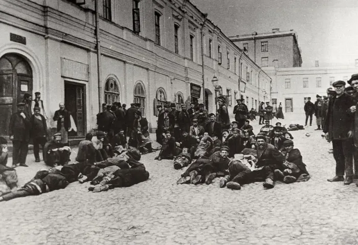 Framed Print : Moscow homeless shelter dwellers, Russia, c1904 Framed Print : Moscow homeless shelter dwellers, Russia, c1904