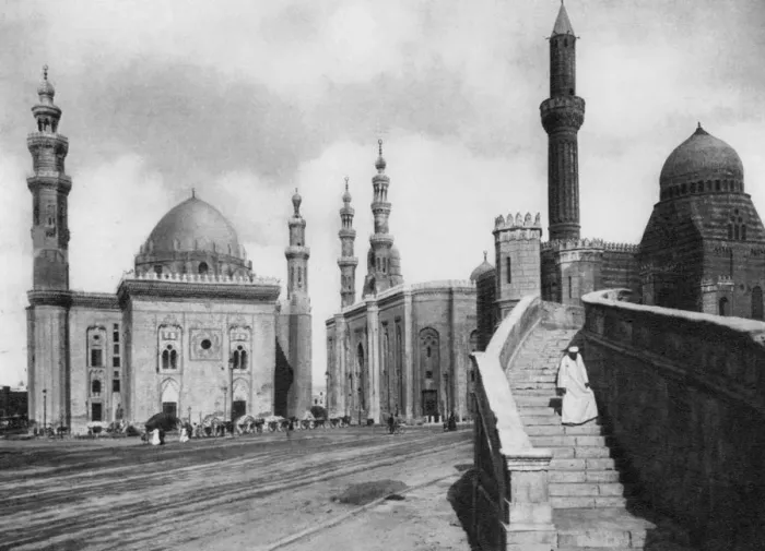 Framed Print : The Mosques of Sultan Hassan and El Rufai, Cairo, Egypt, c1920s Framed Print : The Mosques of Sultan Hassan and El Rufai, Cairo, Egypt, c1920s
