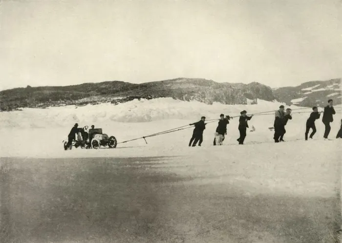 Framed Print : The Motor-Car in Soft Snow, after the return of the Ship, c1908, (1909) Framed Print : The Motor-Car in Soft Snow, after the return of the Ship, c1908, (1909)