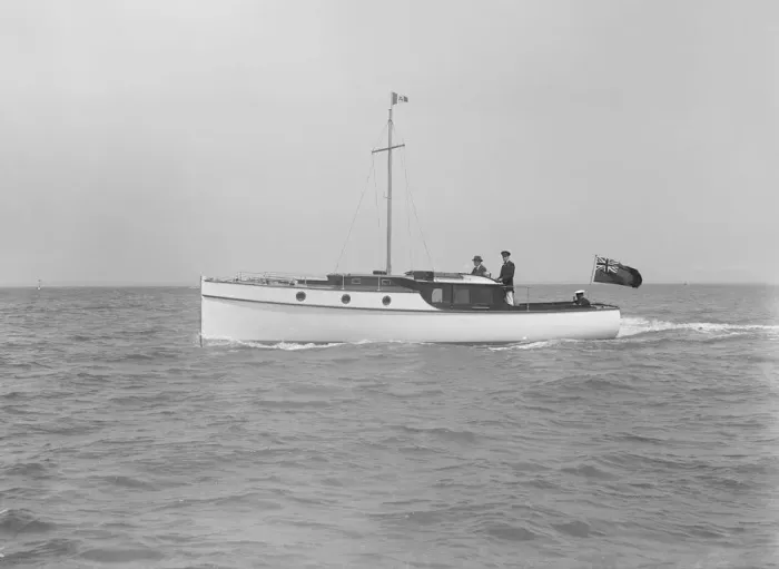 Framed Print : Motor yacht Stella Maris under way, 1914. Creator: Kirk & Sons of Cowes Framed Print : Motor yacht Stella Maris under way, 1914. Creator: Kirk & Sons of Cowes