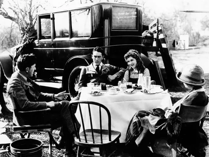 Framed Print : A motoring picnic, America, c1920 Framed Print : A motoring picnic, America, c1920