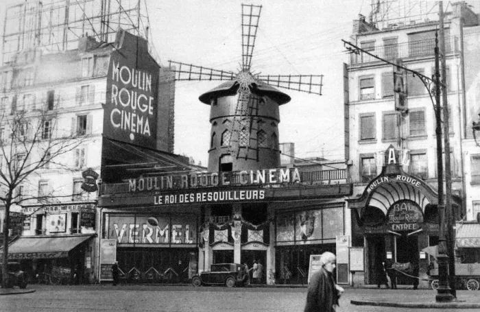 Framed Print : The Moulin Rouge, Paris, 1931. Artist: Ernest Flammarion Framed Print : The Moulin Rouge, Paris, 1931. Artist: Ernest Flammarion