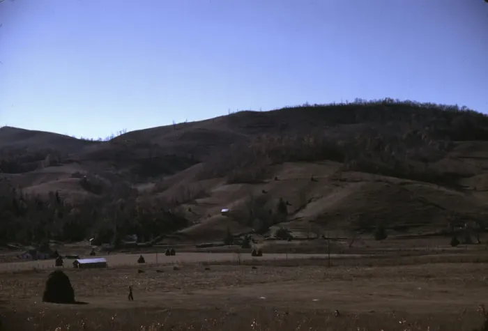 Framed Print : Mountain farm along the Skyline Drive, Virginia, ca. 1940. Creator: Jack Delano