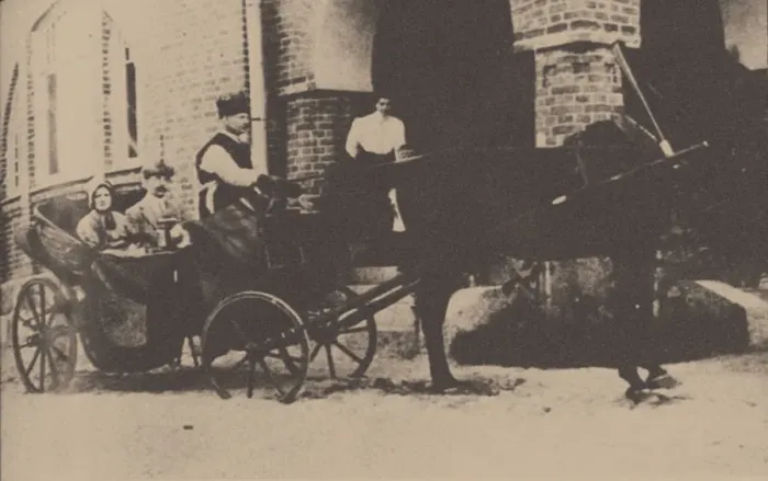 Framed Print : Moura Budberg with her first husband von Benckendorf in a carriage at their Estonian estate, 1912 Framed Print : Moura Budberg with her first husband von Benckendorf in a carriage at their Estonian estate, 1912