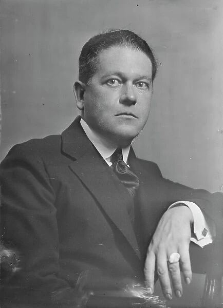 Mr. McCallum, portrait photograph, 1918 Sept. Creator: Arnold Genthe