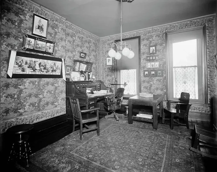 Framed Print : Mr. Raemick's office, Whitney Warner Publishing Co. Detroit, Mich. between 1900 and 1905. Creator: Unknown
