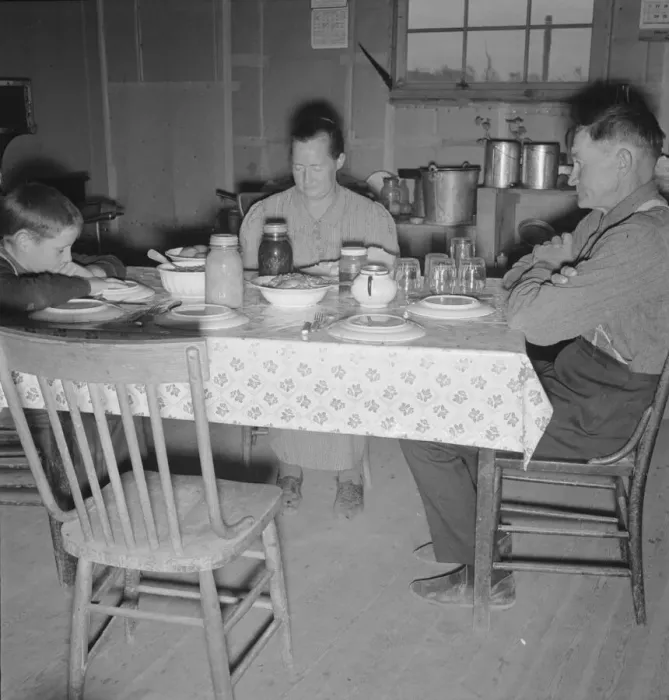 Framed Print : Mr. Wardlow says grace before dinner, Dead Ox Flat, Malheur County, Oregon, 1939. Creator: Dorothea Lange