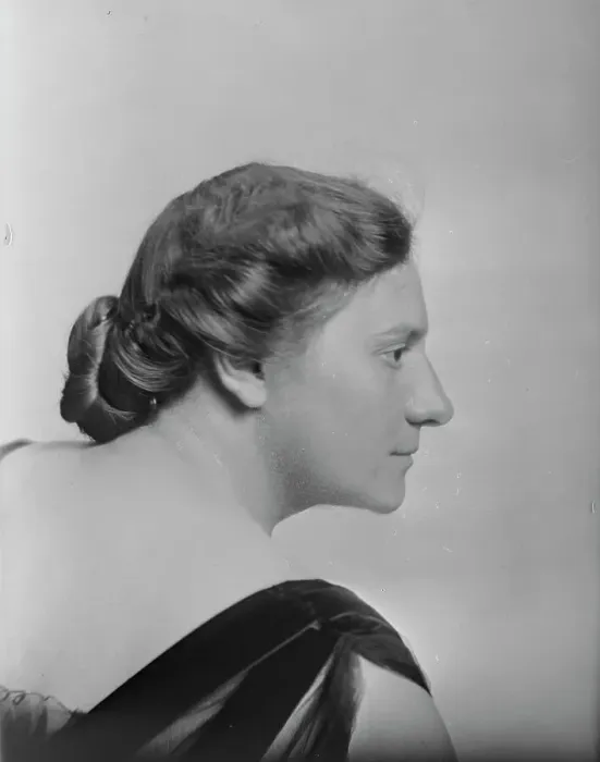 Framed Print : Mrs. Allan Masser, portrait photograph, 1919 Aug. 4. Creator: Arnold Genthe Framed Print : Mrs. Allan Masser, portrait photograph, 1919 Aug. 4. Creator: Arnold Genthe