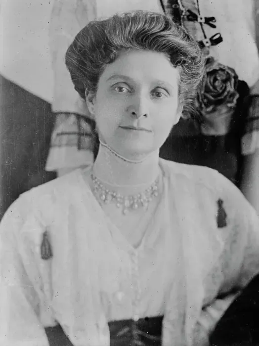 Framed Print : Mrs. C.E. Hughes, between c1915 and c1920. Creator: Bain News Service Framed Print : Mrs. C.E. Hughes, between c1915 and c1920. Creator: Bain News Service