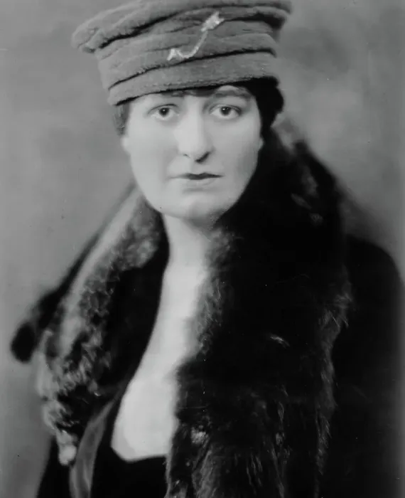 Framed Print : Mrs. Fletcher Dobyns, between c1915 and c1920. Creator: Bain News Service Framed Print : Mrs. Fletcher Dobyns, between c1915 and c1920. Creator: Bain News Service
