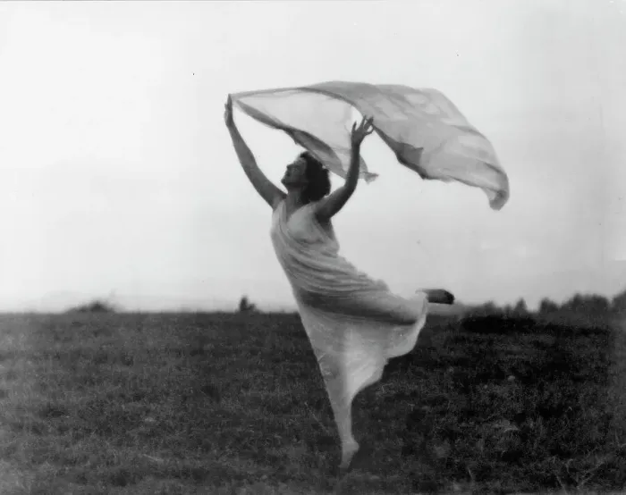 Framed Print : Mrs. Florence Fleming Noyes in a scarf dance, between 1900 and 1915. Creator: Frances Benjamin Johnston Framed Print : Mrs. Florence Fleming Noyes in a scarf dance, between 1900 and 1915. Creator: Frances Benjamin Johnston